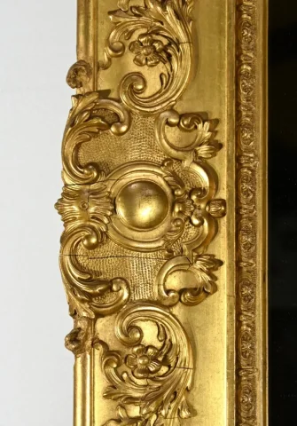 Important Miroir Doré à la Feuille, style Louis XIV – Milieu XIXe