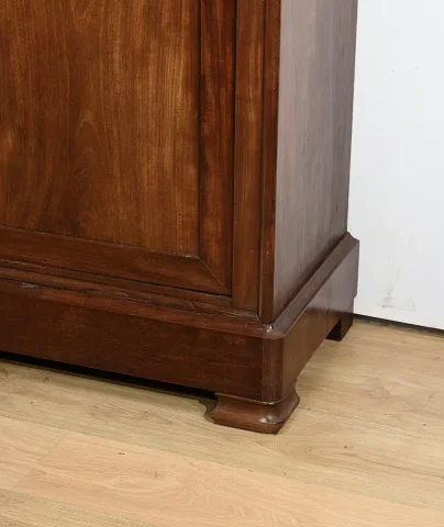 FRENCH RESTAURATION PERIOD BOOKCASE