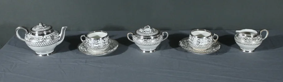 LIMOGES PORSELEINEN THEESERVICE