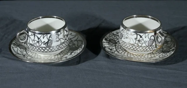 リモージュ磁器ティーサービス