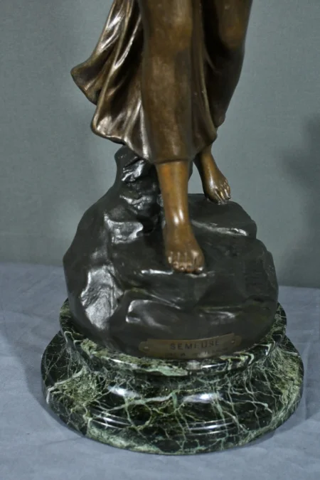 SPELTER STATUETTE 签名 A. de RANIERI