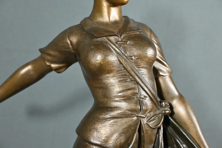 SPELTER STATUETTE 签名 A. de RANIERI