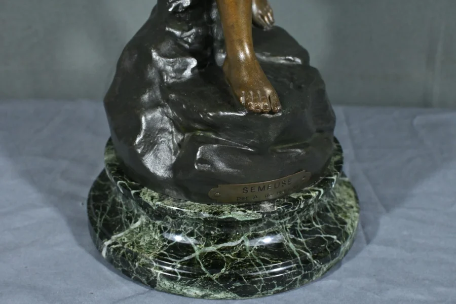 SPELTER STATUETTE 签名 A. de RANIERI