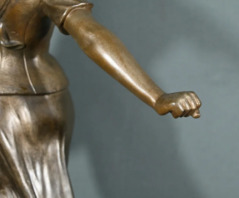 SPELTER STATUETTE 签名 A. de RANIERI