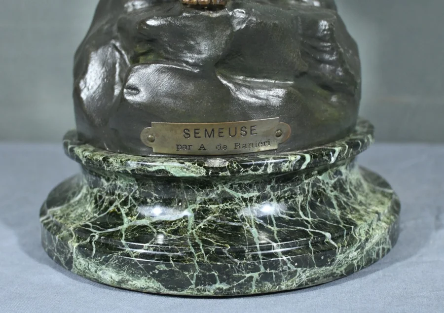 SPELTER STATUETTE 签名 A. de RANIERI