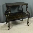 Table à Thé en Bois Laqué à Décors Asiatiques – Fin XIXe