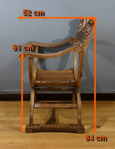 Fauteuil Dagobert en Noyer, style Médiéval – Fin XIXe
