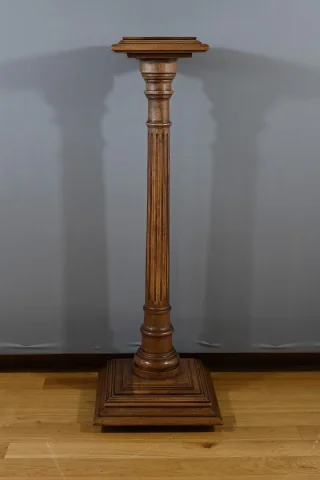 ルイ16世スタイルのスタンド