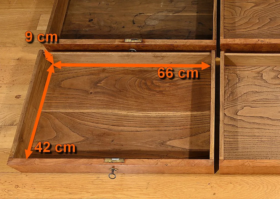 ASH CHEST OF DRAWERS