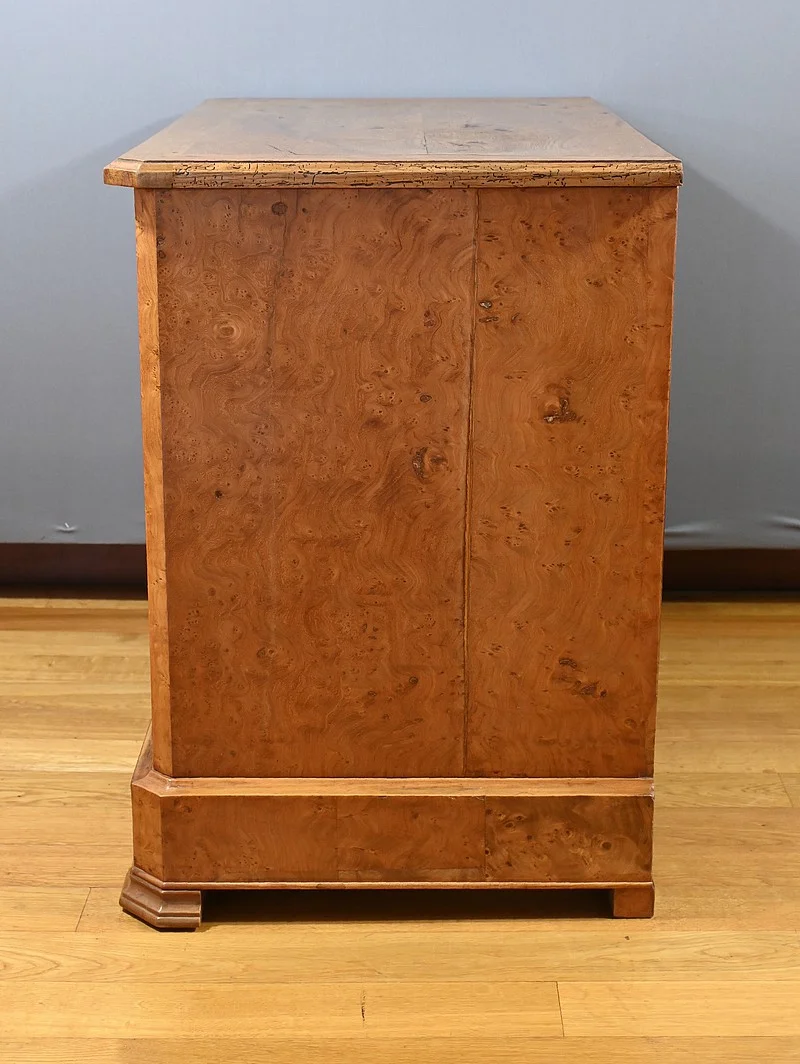 ASH CHEST OF DRAWERS