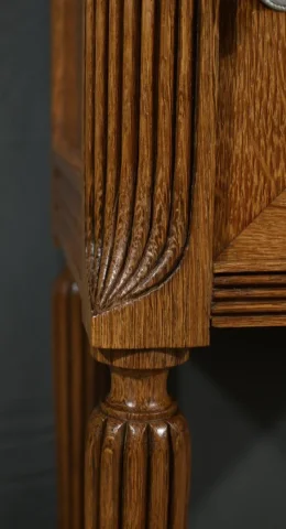BEDSIDE TABLE