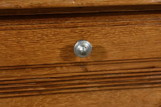 BEDSIDE TABLE