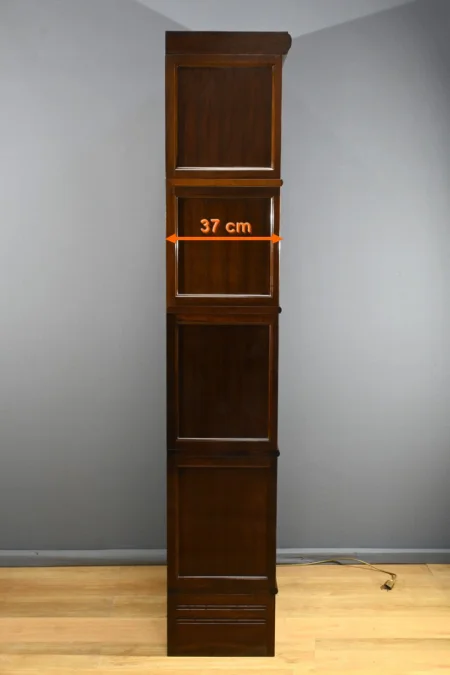 VINTAGE KAST