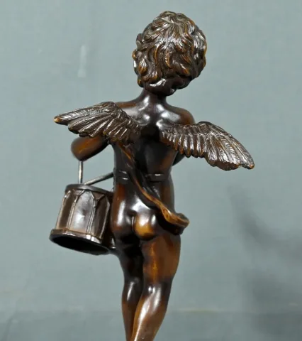Bronze Putto au Tambourin, signé A.Moreau – Fin XIXe