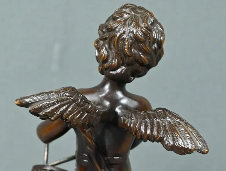 BRONZE-PUTTO signiert A. MOREAU