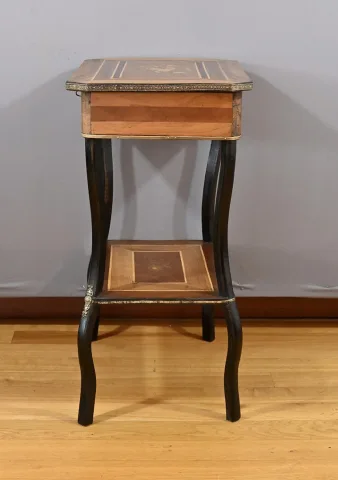 Table Travailleuse en Marqueterie, style Napoléon III – Fin XIXe