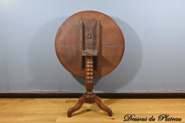LOUIS PHILIPPE PERIODE KIPPTISCH
