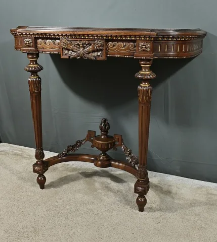 JARDINIERE IM LOUIS XVI-STIL AUF STAND