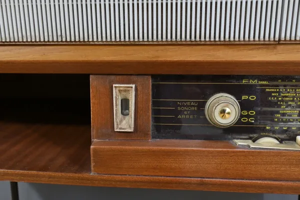 Meuble Radio Schneider en Acajou – Milieu XXe