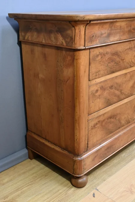 Commode en Merisier, époque Restauration - Début XIXe