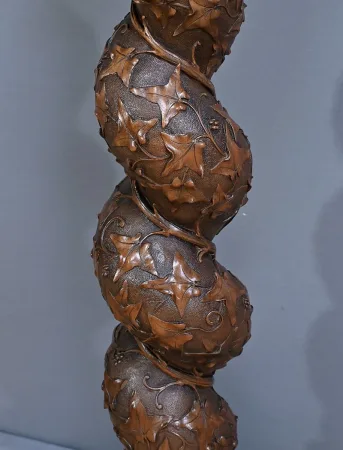 Importante Colonne Pivotante en Noyer massif – 1900