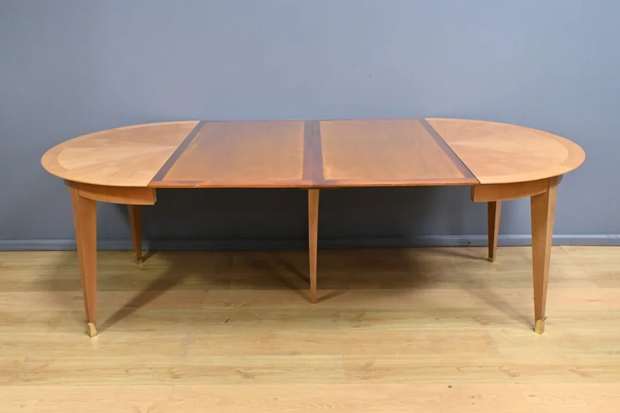 Table 4 à 10 Couverts en Merisier – 1950