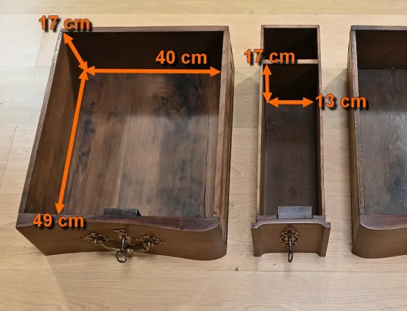 Commode Arbalète Nantaise en Acajou de Cuba, époque Louis XV – XVIIIe