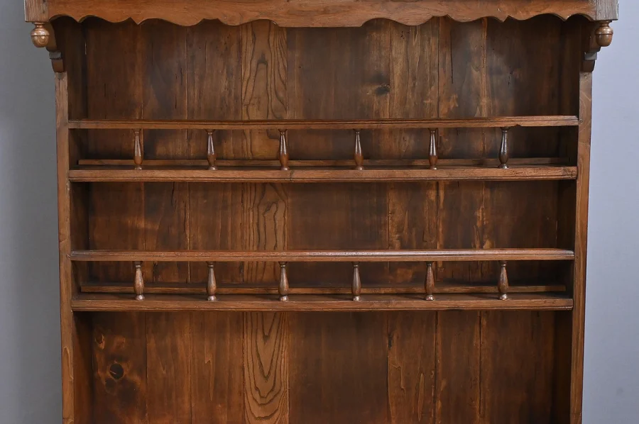 NORMAND DRESSER