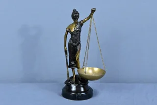 BRONZE SCULPTURE after C. FRANCHOMME
