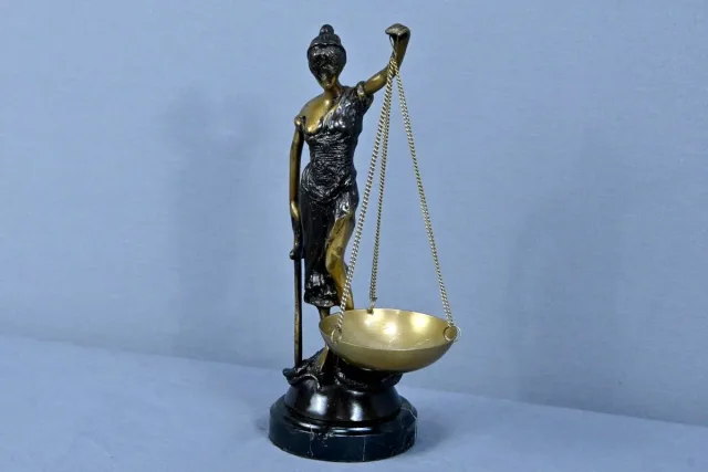 Bronze Allégorie de la Justice, d’après C.Franchomme – Début XXe