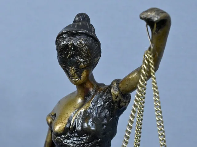 Bronze Allégorie de la Justice, d’après C.Franchomme – Début XXe