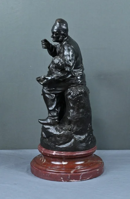 V. ROUSSEAU 的青铜雕塑