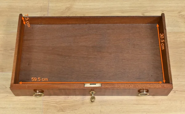 Petite Commode en Acajou Blond – Début XXe