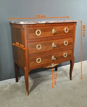Petite Commode en Acajou – 1ère Partie XXe