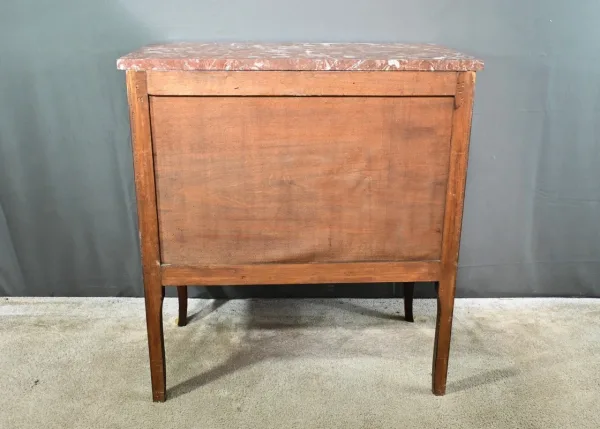 Petite Commode en Acajou – 1ère Partie XXe