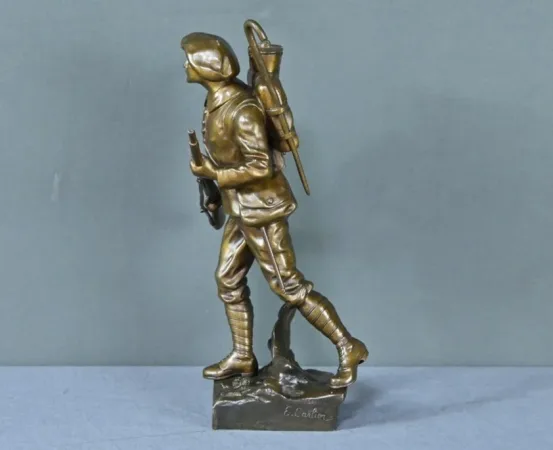 Bronze « Le Chasseur Alpin », signé E.Carlier – Fin XIXe