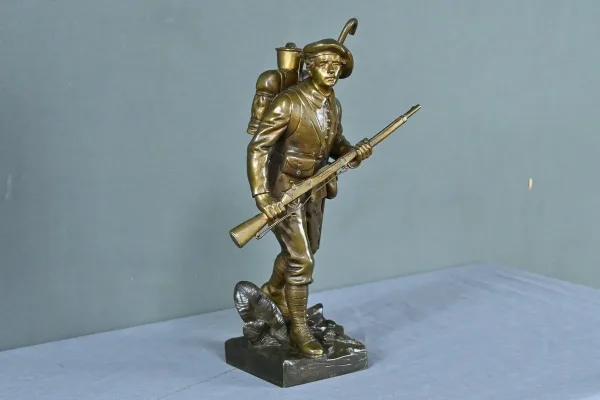 Bronze « Le Chasseur Alpin », signé E.Carlier – Fin XIXe