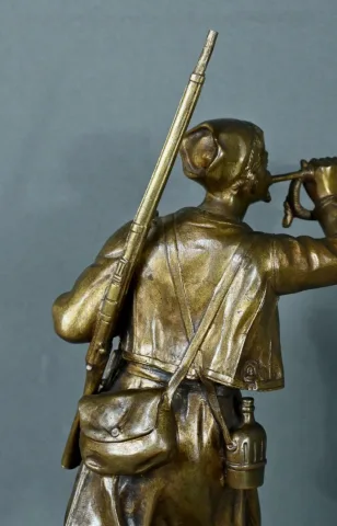 Bronze « Le Zouave Trompettiste » de E. Carlier – Début XXe