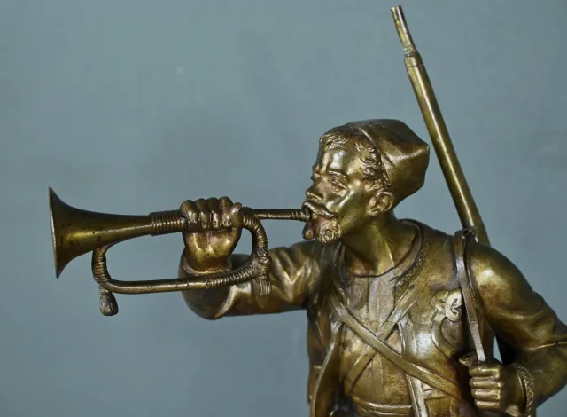 Bronze « Le Zouave Trompettiste » de E. Carlier – Début XXe