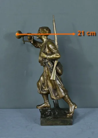 Bronze « Le Zouave Trompettiste » de E. Carlier – Début XXe