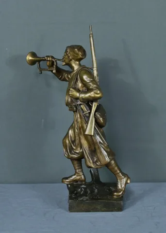 Bronze « Le Zouave Trompettiste » de E. Carlier – Début XXe
