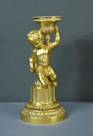 Paire de Bougeoirs en Bronze Doré, Louis XVI – Milieu XIXe
