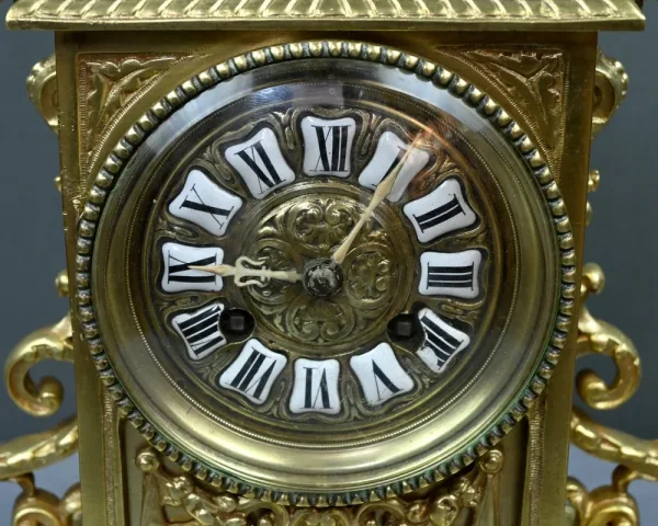 ルイ14世様式の時計