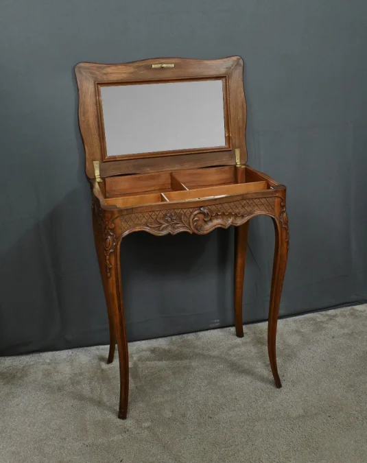 Travailleuse en Hêtre massif, style Louis XV – Début XXe
