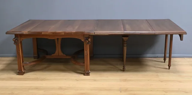 ART NOUVEAU PERIOD EXTENDING TABLE