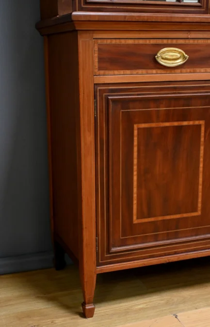 ENGLISH BOOKCASE