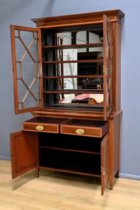 ENGLISH BOOKCASE