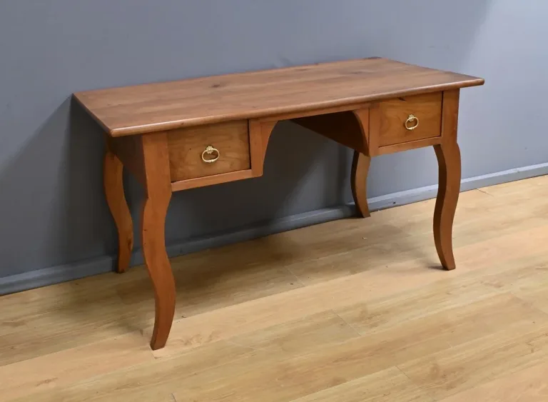 Table Bureau en Merisier, style Louis XV – 2ème Partie XIXe