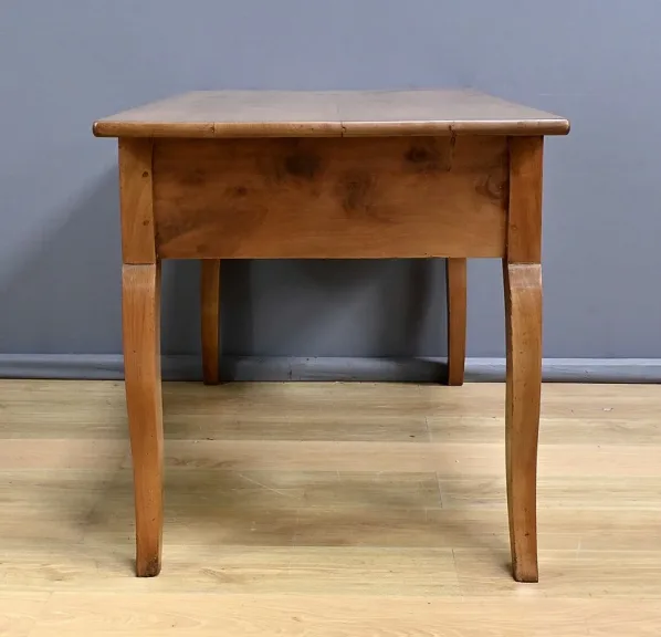 Table Bureau en Merisier, style Louis XV – 2ème Partie XIXe