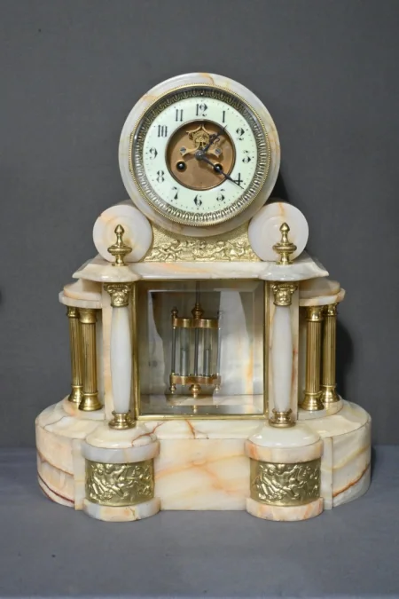 Garniture de Cheminée en Marbre et Bronze, « A L’Espérance », de H. Godchot – Fin XIXe